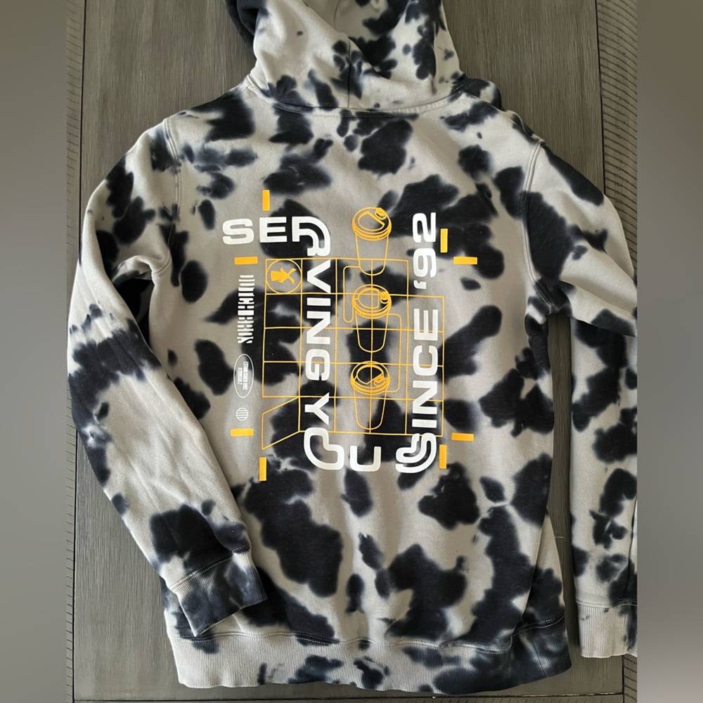 Dutch Bros Hoodie || Women’s Medium || THEEE FREE Dutch Sticker w Purchase